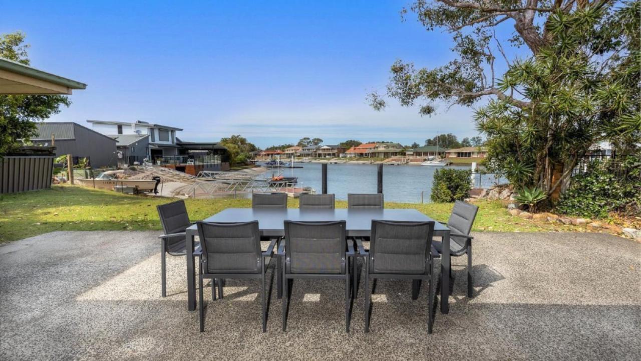 Villa A Mariners Cove Yamba Exterior foto