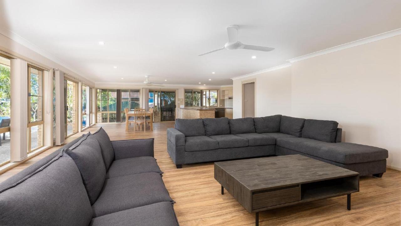 Villa A Mariners Cove Yamba Exterior foto