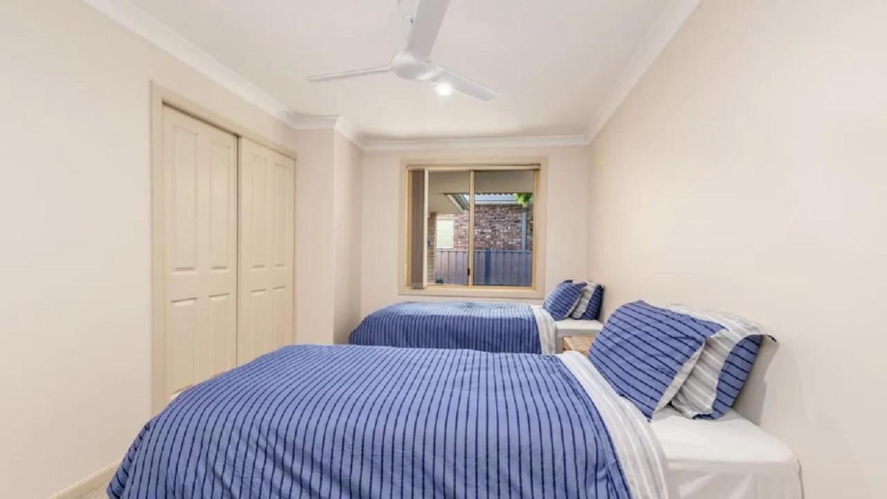 Villa A Mariners Cove Yamba Exterior foto